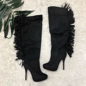 NEW NIB Black Fringe Platform Tall Winter Fringe Boots Faux Suede Size 10